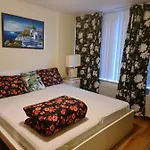 B&B Tamar 2 *