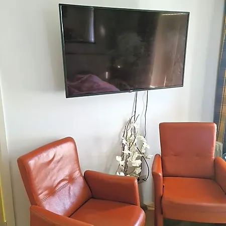 B&B Tamar 2 *